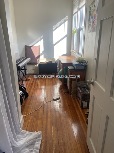 Allston 4 Beds 2 Baths Boston - $4,300