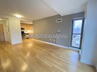 Back Bay 1 Bed 1 Bath  on Boylston St in Boston Boston - $2,900