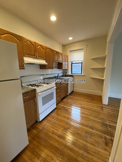 Allston 3 Bed, 1.5 Bath Unit Boston - $3,150