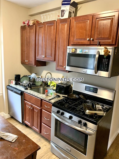 Mission Hill 4 Beds 1 Bath Boston - $6,400