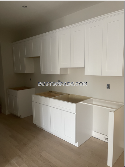 Allston 5 Beds 2 Baths Boston - $6,995 No Fee