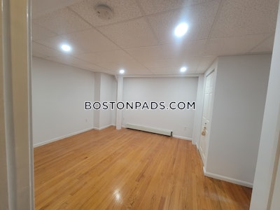 North End Beautiful 3 Bed 2 Bath Duplex on Fleet St. in North End  Boston - $6,000