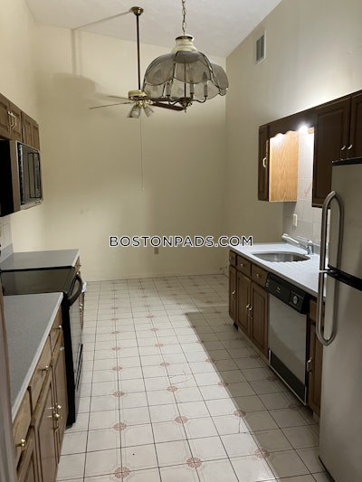 Peabody 2 Bed 2 Bath PEABODY $2,500 - $2,650