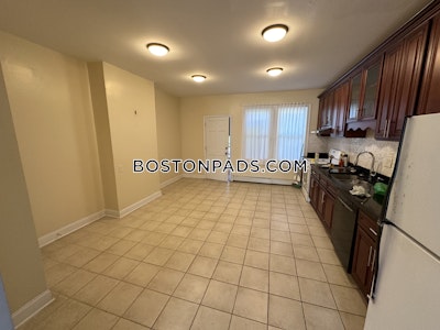 Brookline 2 Beds 1 Bath  Brookline Hills - $3,000 No Fee