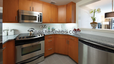 Back Bay 3 Beds No Bath Boston - $17,000