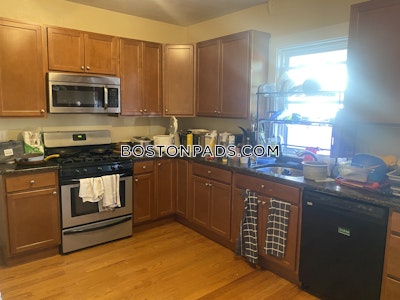 Medford 5 Beds 2 Baths  Tufts - $6,000