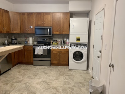 Mission Hill 3 Beds 1 Bath Boston - $3,850