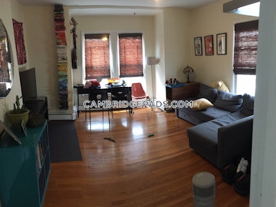 Cambridge 1 Bed 1 Bath  Porter Square - $2,200 No Fee