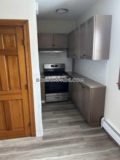 Roslindale Apartment for rent 3 Bedrooms 1 Bath Boston - $3,300