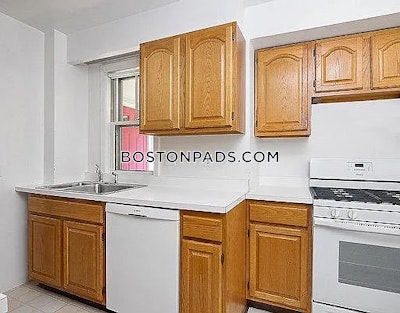 Medford 2 Beds Tufts  Tufts - $2,600